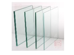 What should we pay attention to when choosing fireproof glass